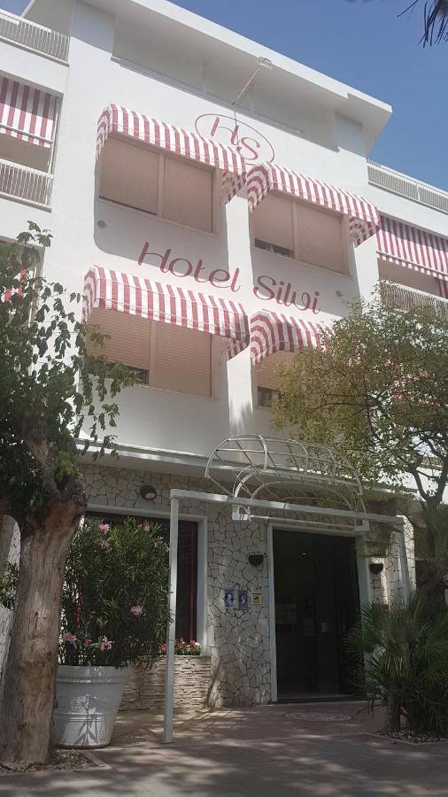 Hotel Silvi Сильви-Марина Экстерьер фото